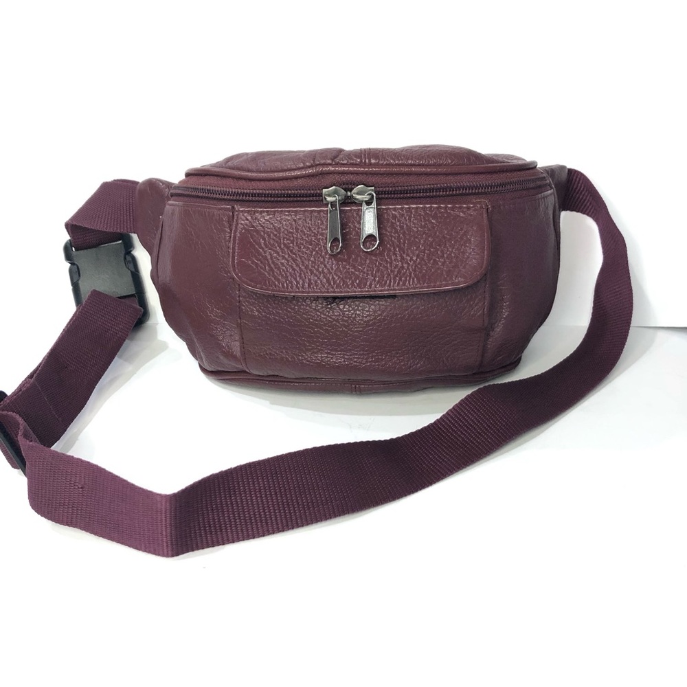Bordeaux Pebble Leather Belt Bag/Crossbody Near Perfect Condition. Unisex Design